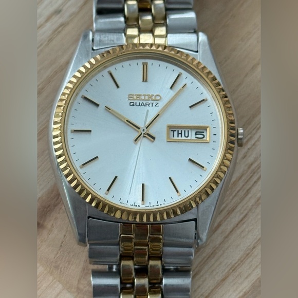 Seiko Presidential Vintage Men’s Watch Two-Tone Bracelet Case Stainless Dial - Picture 2 of 14